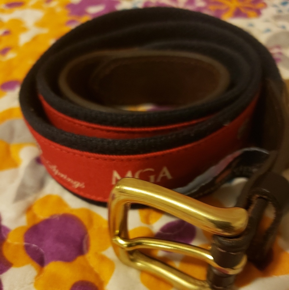 Vineyards Vines AMC belt.